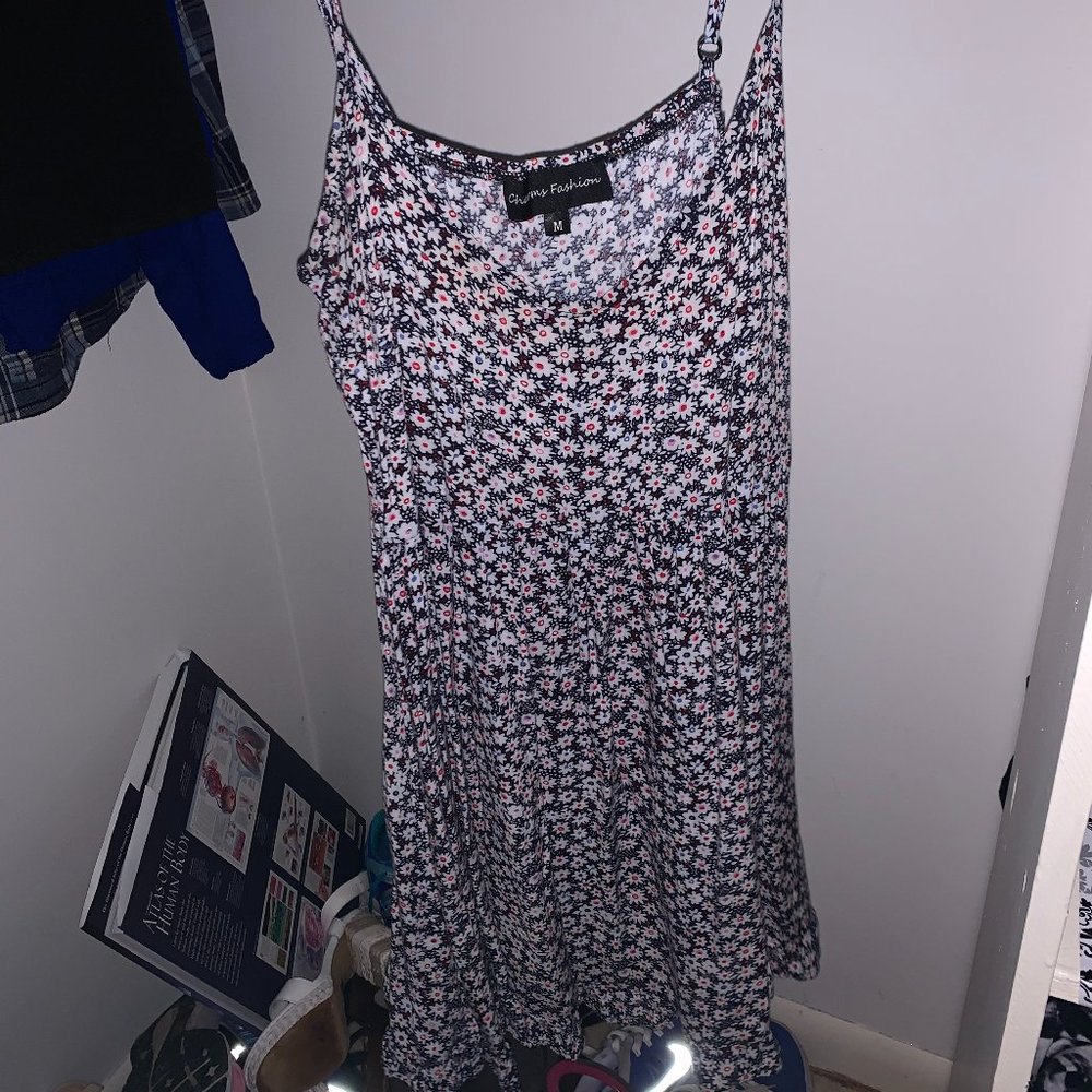 FLORAL SUMMER DRESS WITH ADJ. STRAPS // NORDSTROM